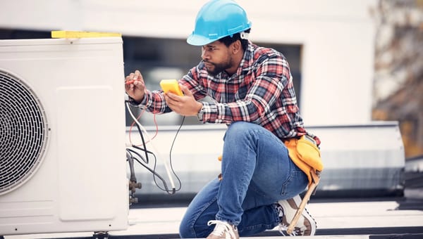 Mantenimiento a Instalaciones Eléctricas